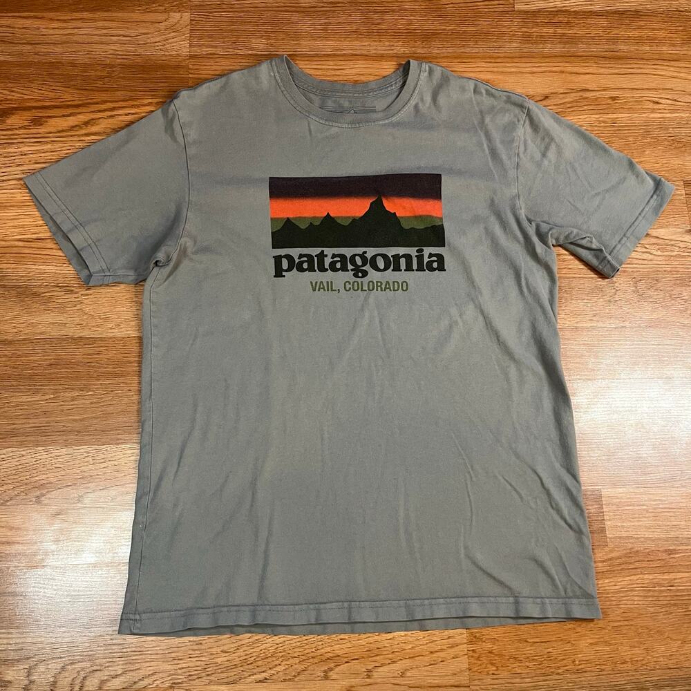 Patagonia Vail Colorado Graphic T-Shirt Organic Cotton Tee Mens M‎ Made in USA
